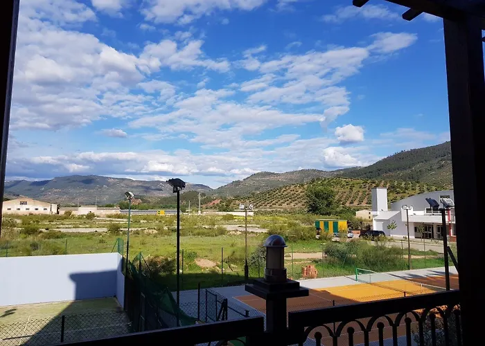 Rural Sierra De Segura 2*